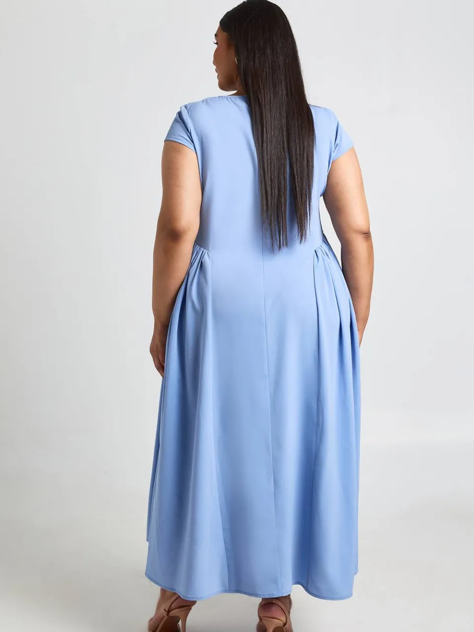 boohoo Dames Plus Getextureerde Volume Rok Midaxi Jurk poederblauw, foto 3