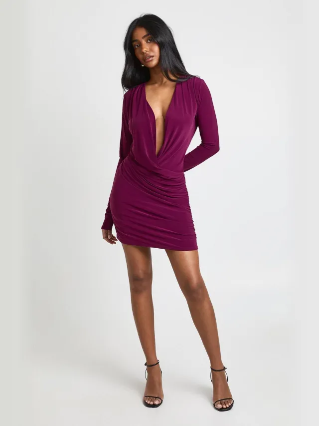 boohoo Dames Slinky Plunge Wikkel Voorkant Lange Mouw Jurk Blackcurrant