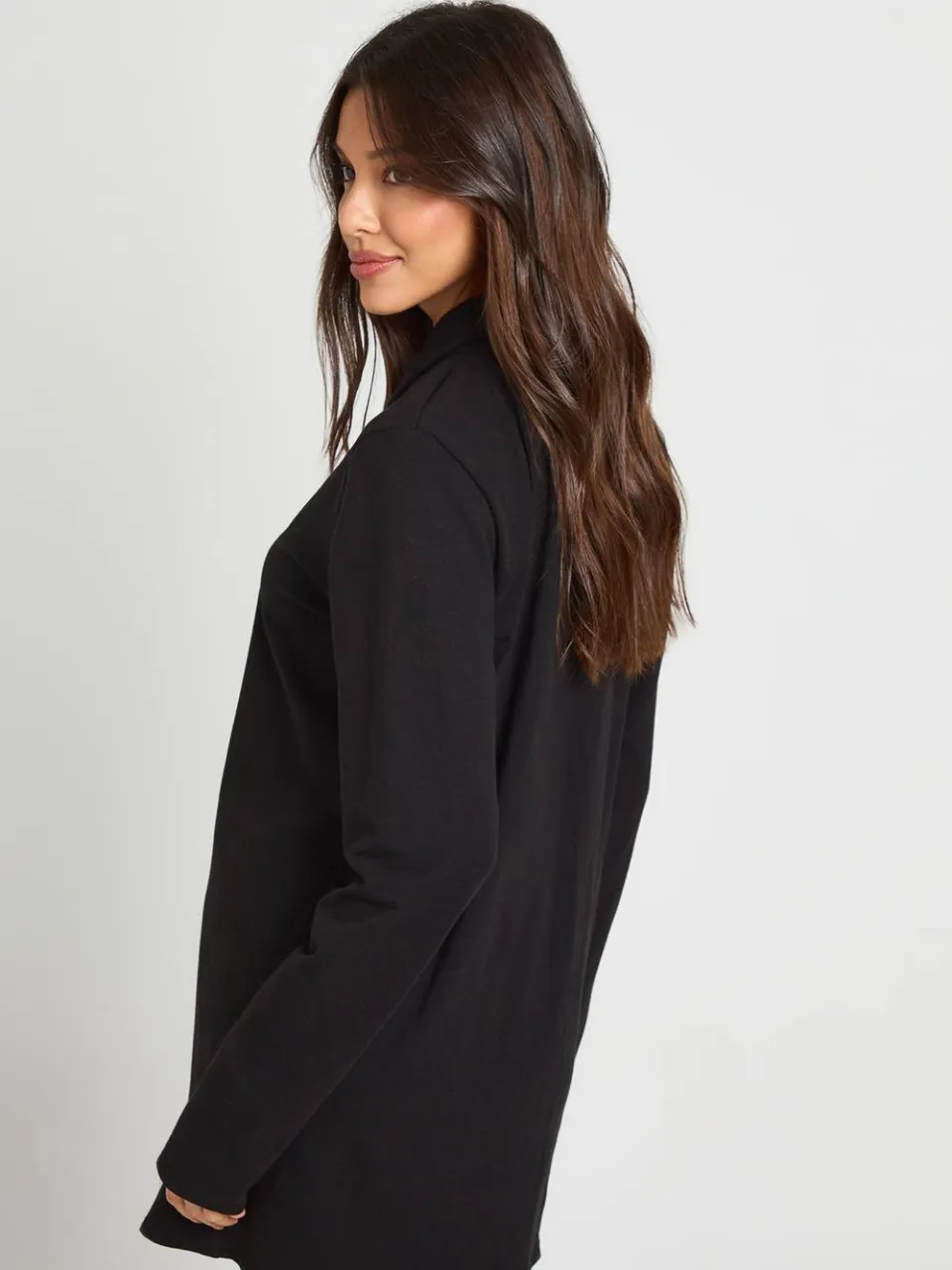 boohoo Dames T-shirtjurk met kraag en gouden knopen, foto 2