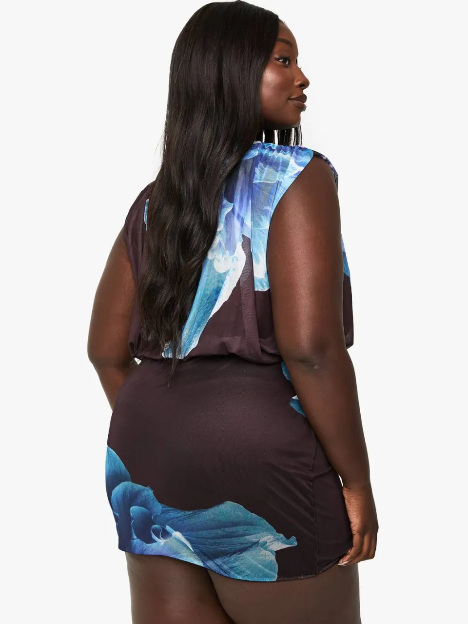 boohoo Dames Plus Floral Mesh Blouson Geraffineerde Mini Jurk chocoladebruin, foto 2