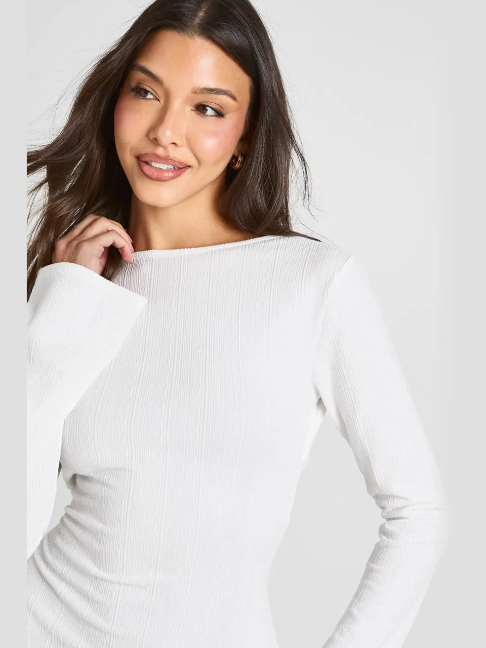 boohoo Dames Geplooide Rib Jurk Met Wijduitlopende Mouwen En Strikdetail Op De Rug ecru, foto 4