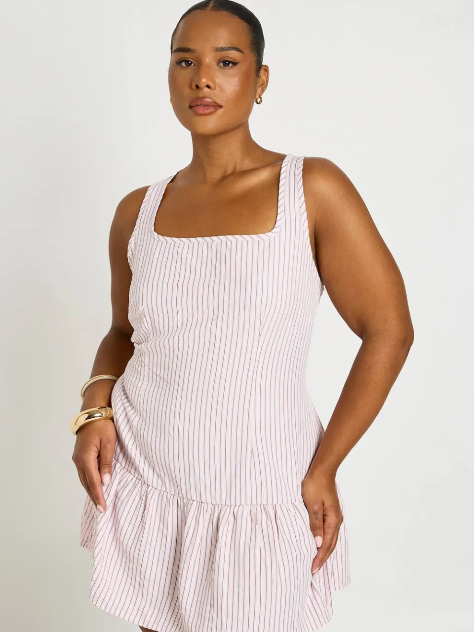 boohoo Dames Plus Gestreepte Mini-jurk Met Vierkante Hals En Ruche Zoom roze, foto 3