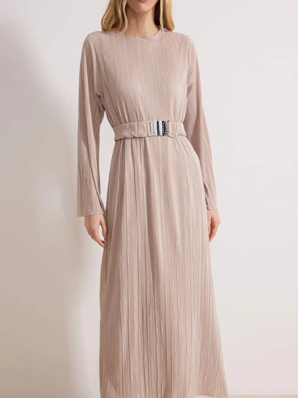 Trendyol Modest Dames Goudkleurig Effen Maxi Lang Casual A-lijn Modest Jurken, foto 2