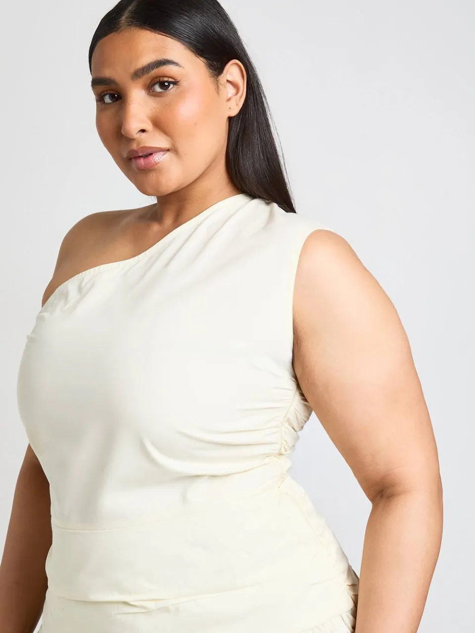 boohoo Dames Plus Katoenen Poplin Éen-schouder Gerimpelde Midaxi Jurk citroen, foto 4