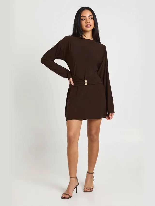 boohoo Dames Slinky Lange Mouwen Jurk Met Gouden Afwerking Chocoladebruin