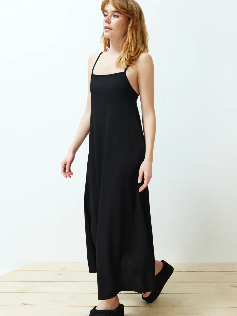 Trendyol TRENDYOLMİLLA Dames Zwart Effen Maxi Mouwloos Casual A-lijn Jurken