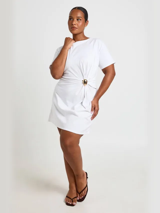 boohoo Dames Plus Jurk Met Detail En Trim In T-shirtstijl Wit