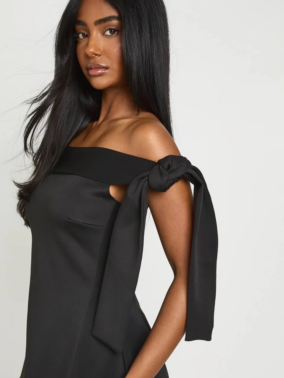 boohoo Dames Bardot Jurk Met Strikdetail Op De Schouder En Skater Model zwart, foto 4