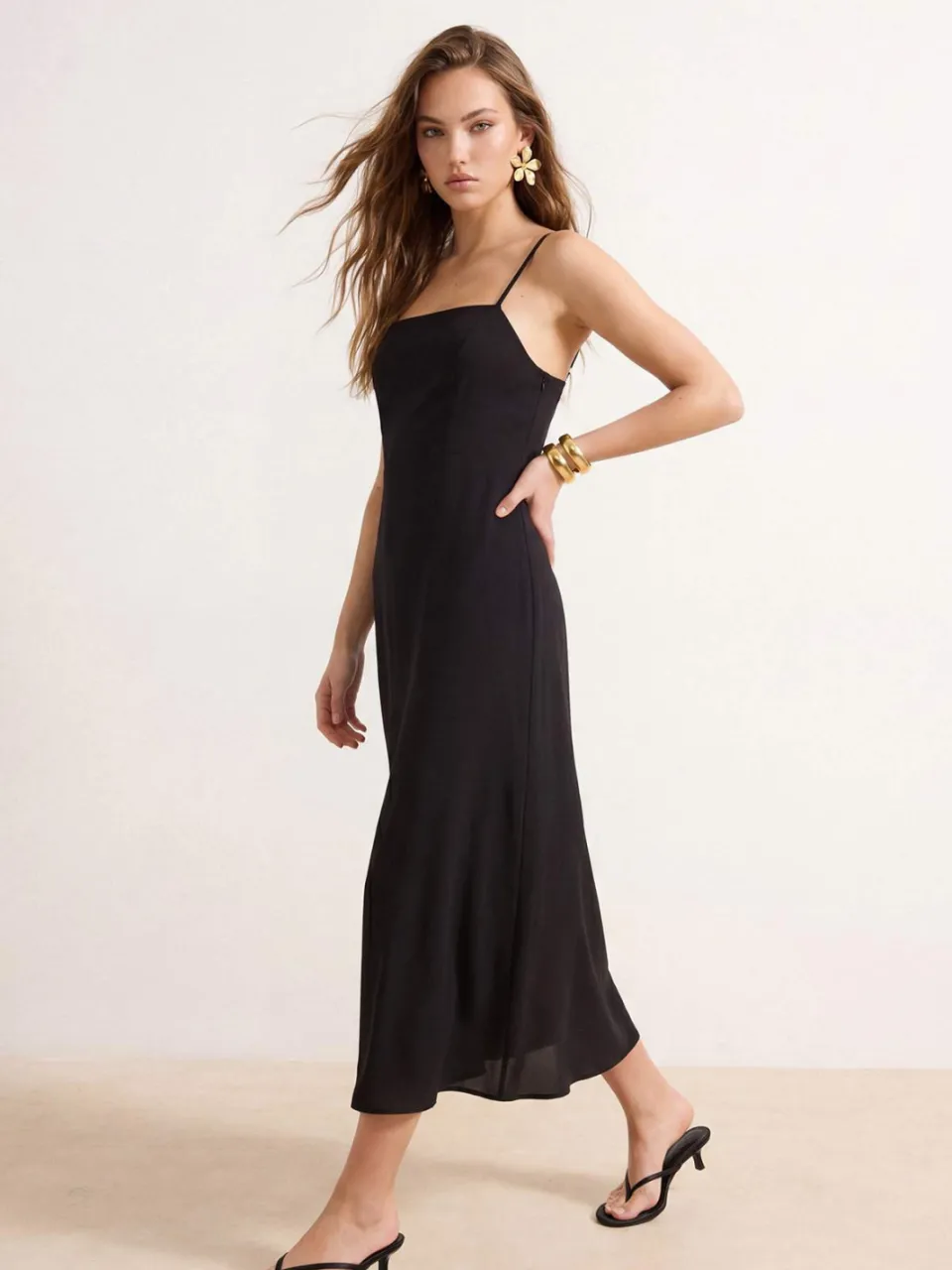 Trendyol TRENDYOLMİLLA Dames Zwart Effen Maxi Mouwloos Casual A-lijn Jurken, foto 2