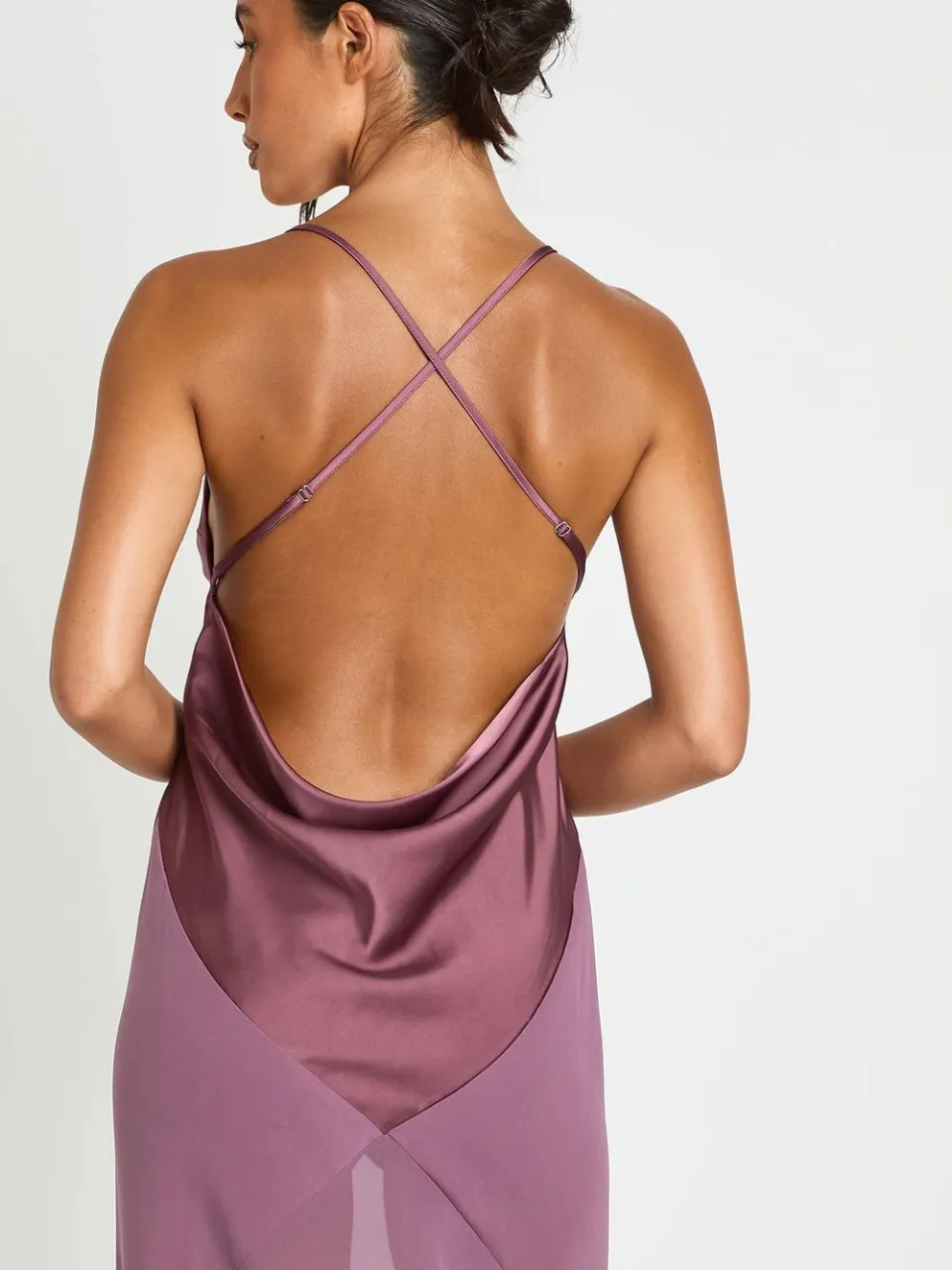 boohoo Dames Satijn & Chiffon Mix Maxi Jurk mauve, foto 4