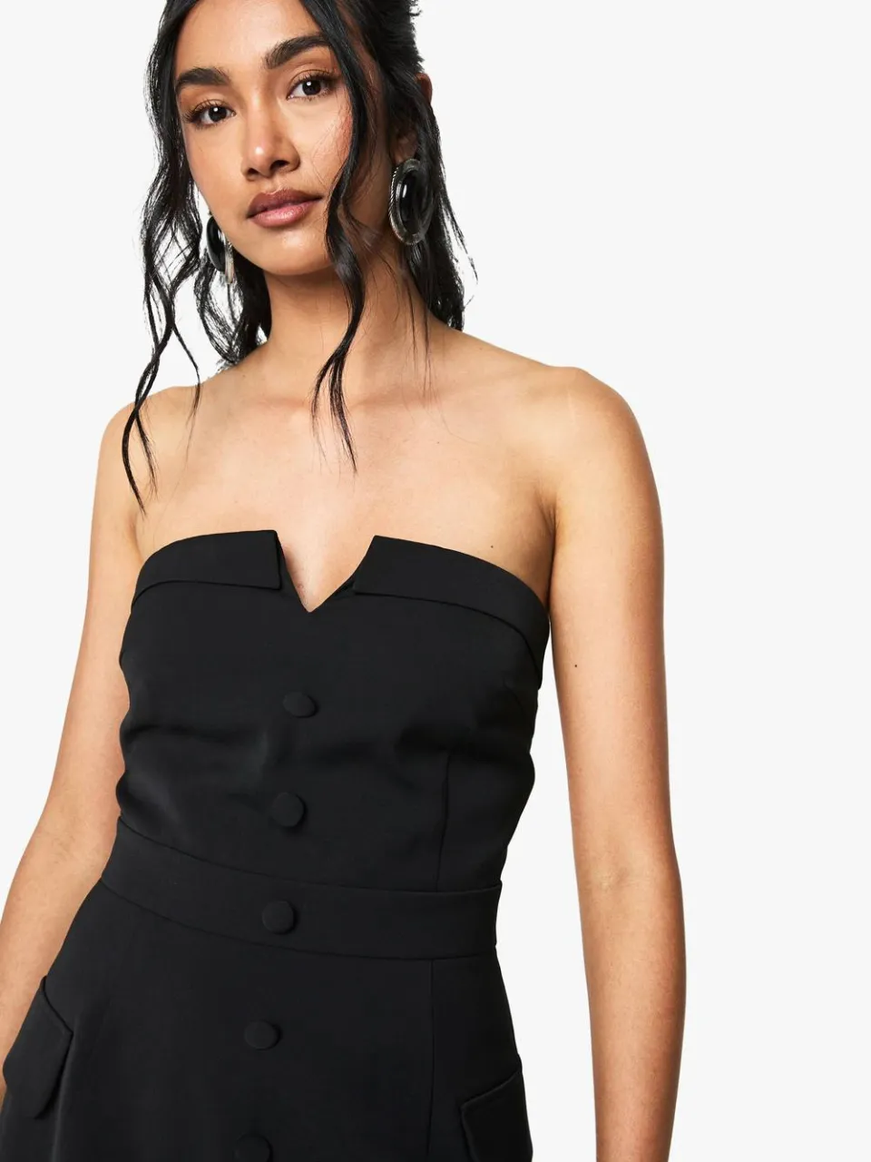 boohoo Dames Button Front Bandeau Tailored Mini Dress zwart, foto 4