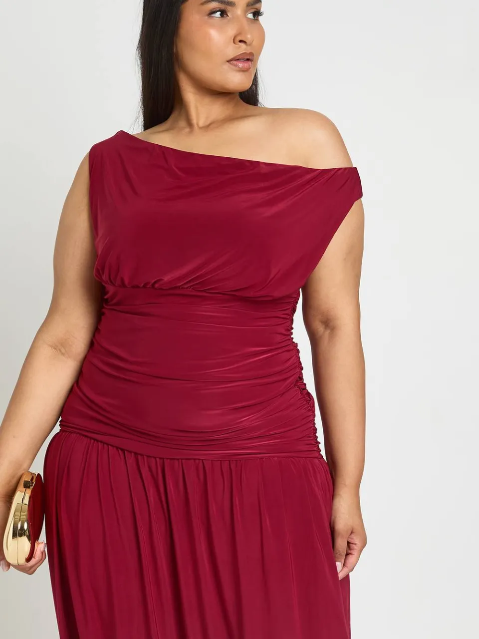 boohoo Dames Plus Gedrapeerde Maxi Jurk Met Ruches bordeaux rood, foto 2