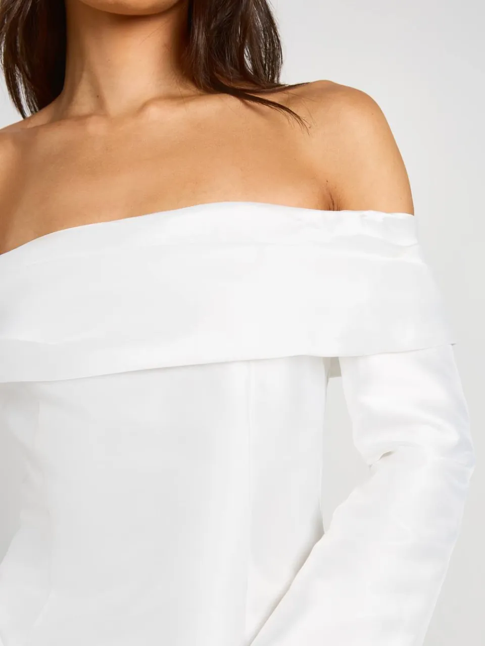 boohoo Dames Tall Satijnen Gestructureerde Bardot Mini Jurk wit, foto 4