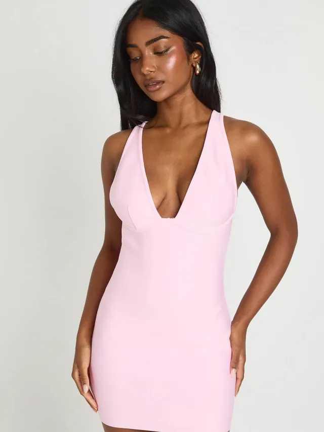 boohoo Dames Premium Bandage Trim Detail Halter Mini Jurk pastelroze, foto 3