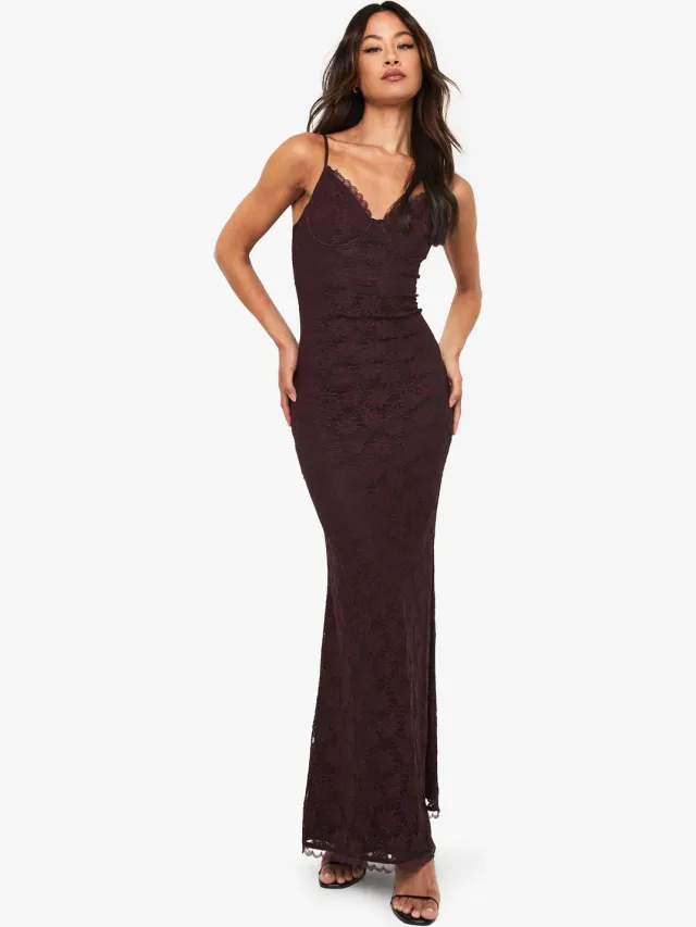 boohoo Dames Lange kanten maxi-jurk met bandjes Chocoladebruin