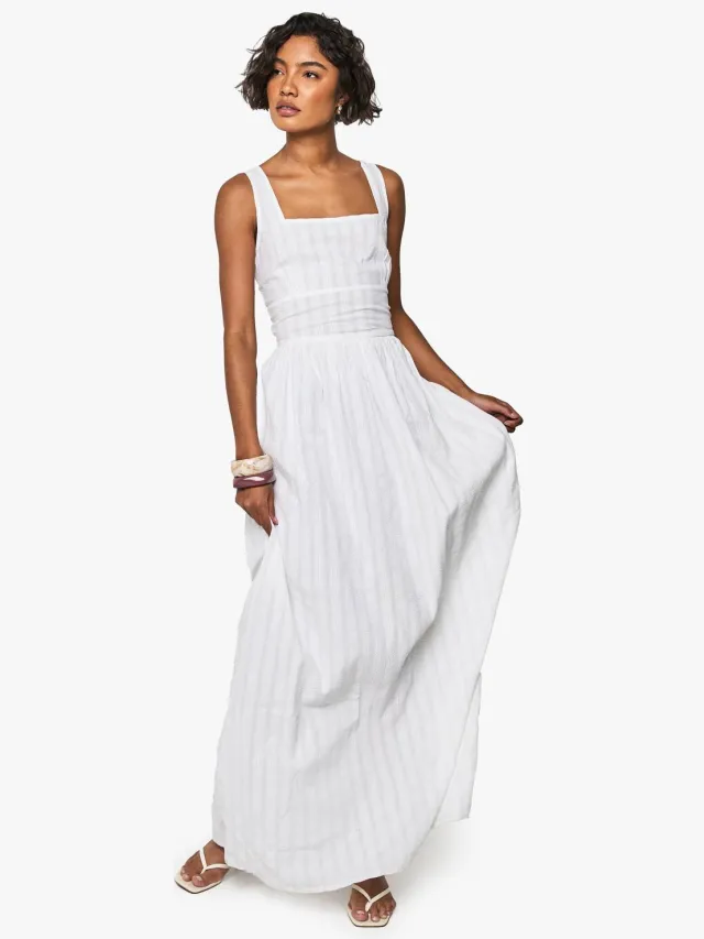 boohoo Dames Lange gestreepte seersucker maxi jurk Wit