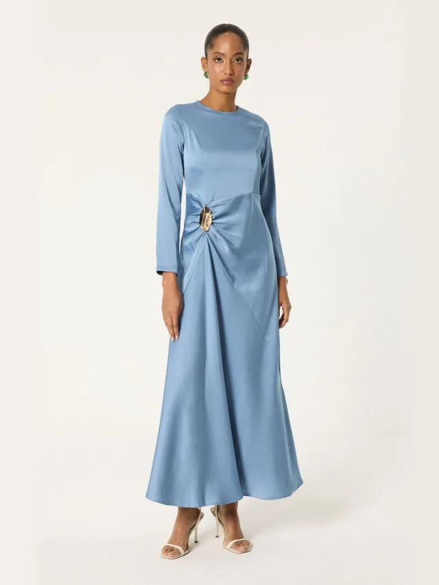 TOUCHÉ PRIVÉ Satijnen jurk met brochedetail - Indigo - Dames