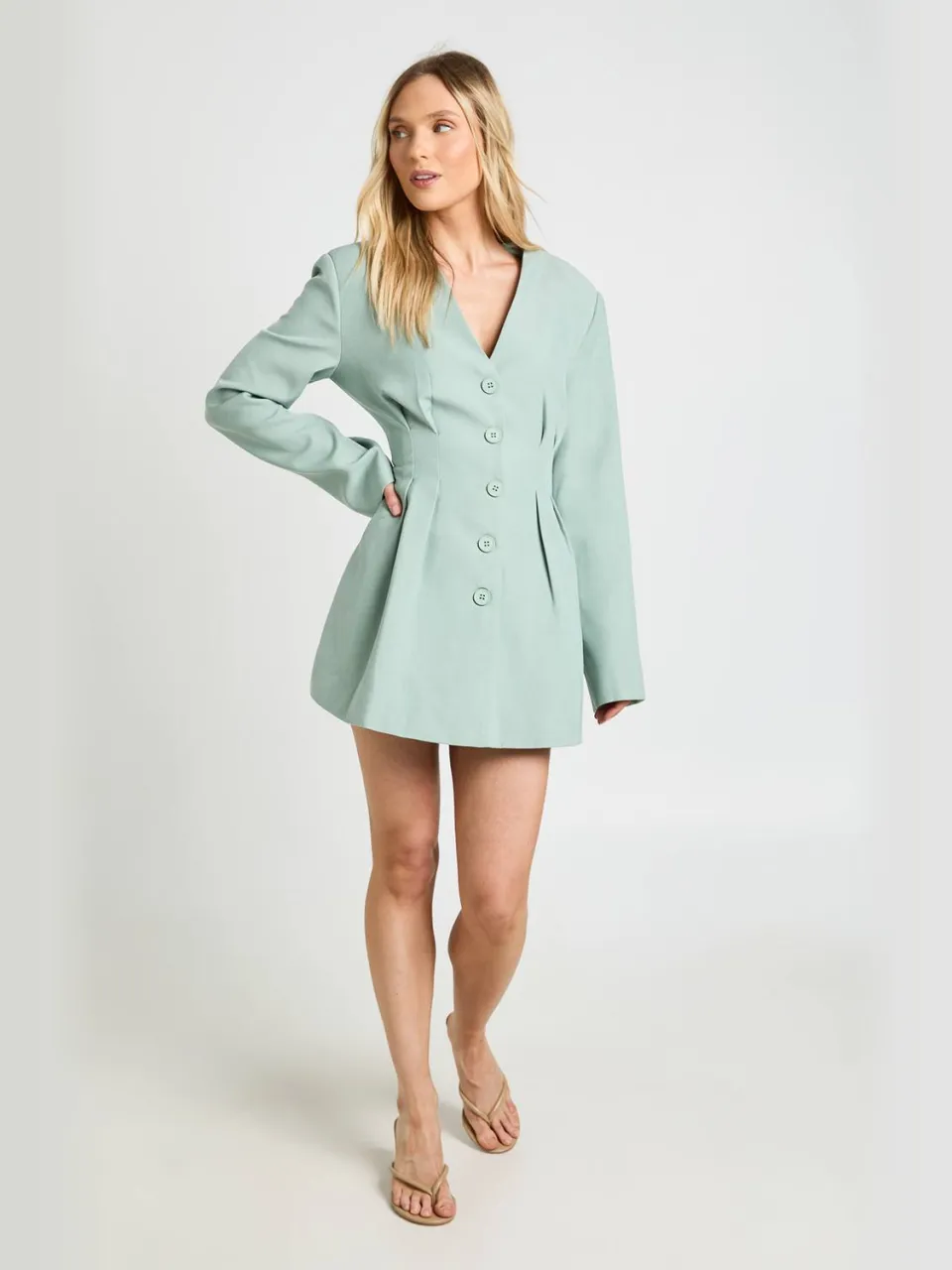 boohoo Dames Petite Mini Blazerjurk Met Lange Mouwen Zonder Kraag verstandig, foto 3