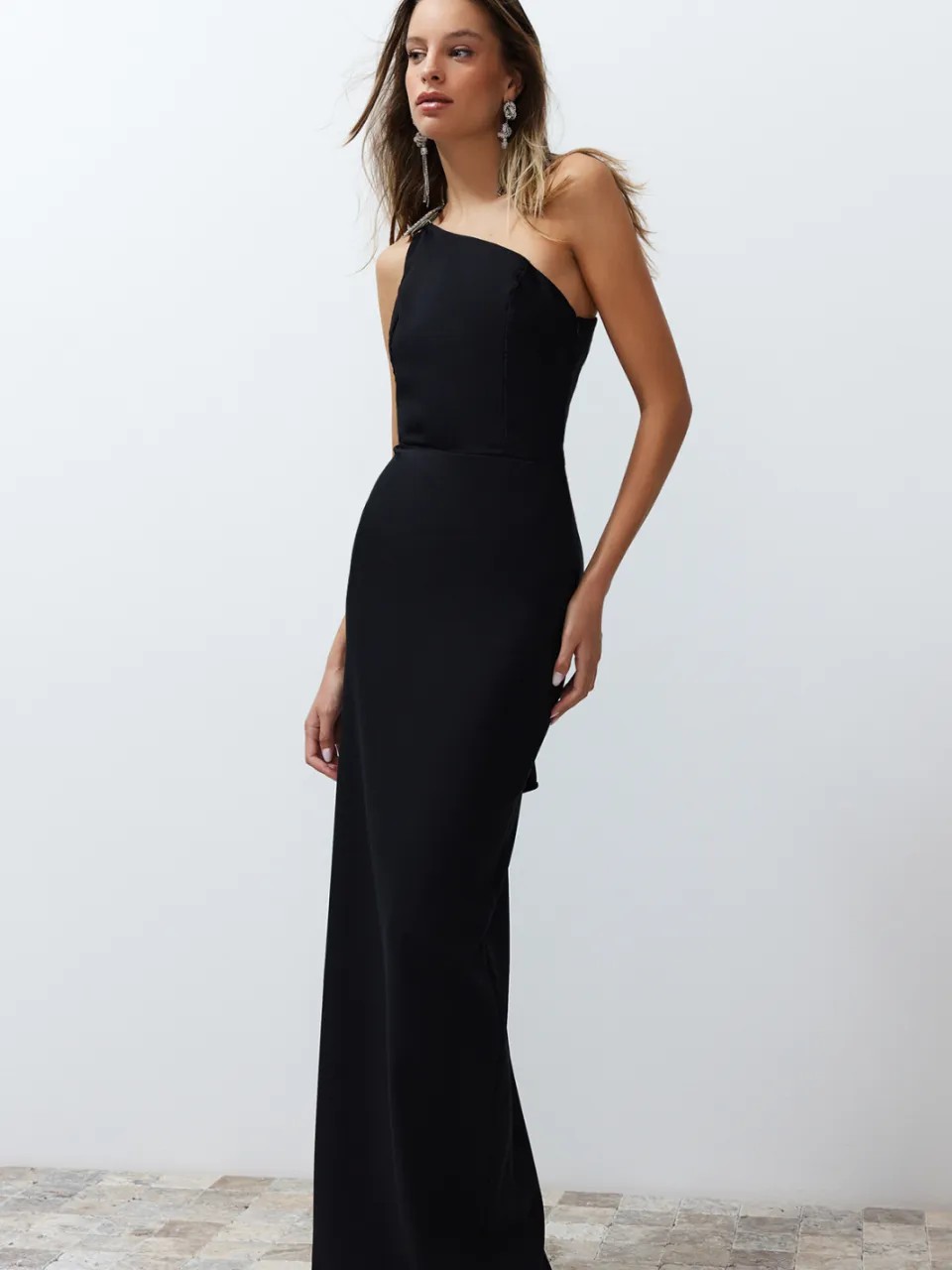 Trendyol TRENDYOLMİLLA Dames Zwart Effen Maxi Mouwloos Diploma-uitreiking / Gala Recht Avond & Gala Jurk, foto 2