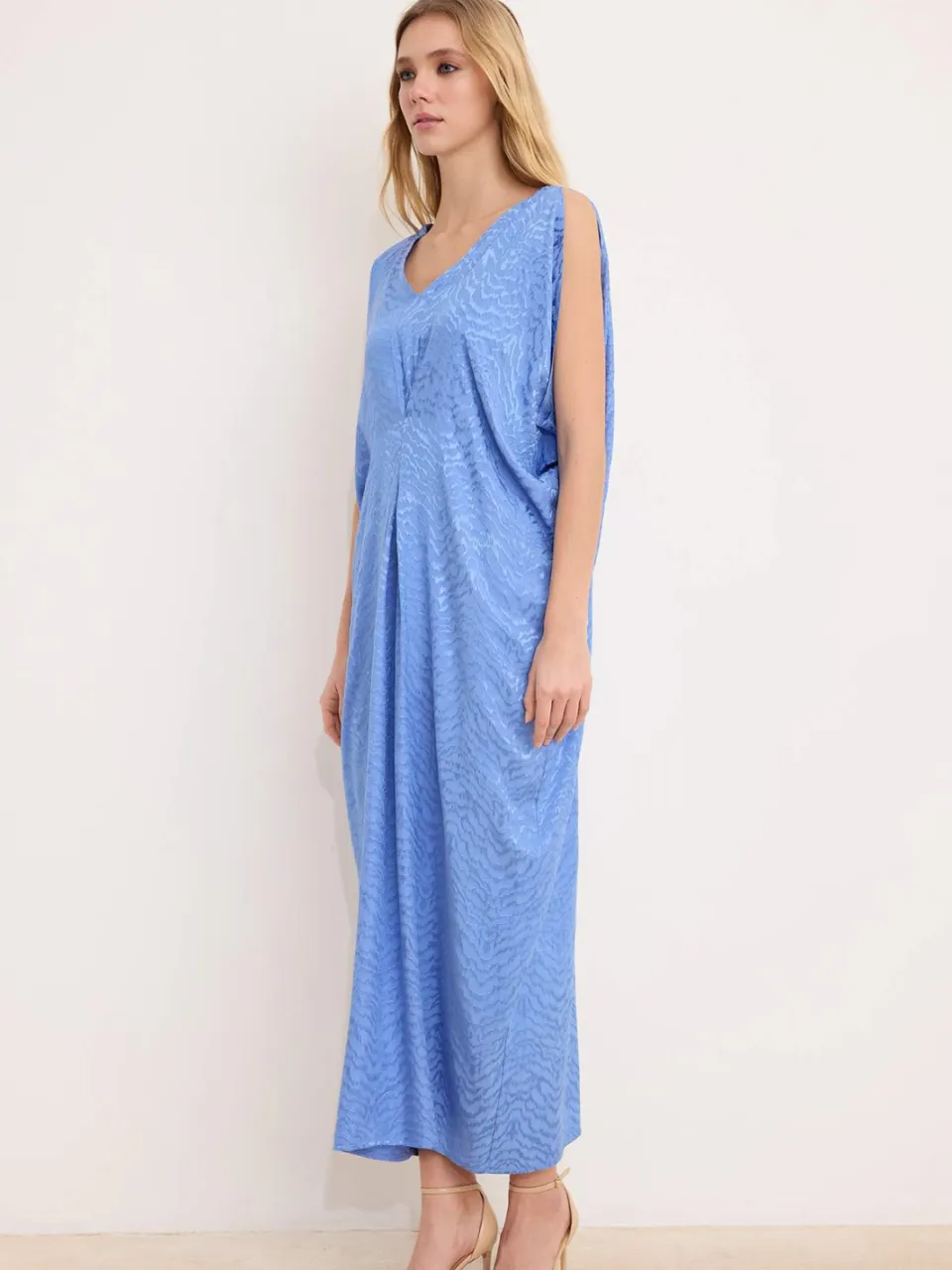 Trendyol Modest Dames Blauw Effen Maxi Mouwloos Casual Recht Modest Jurken