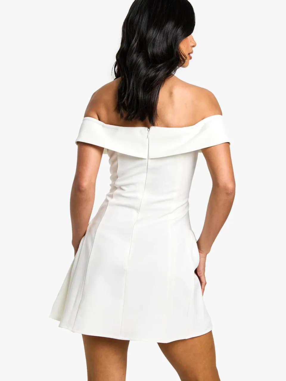 boohoo Dames Petite Bardot Omklap Skater Jurk ivoor, foto 3