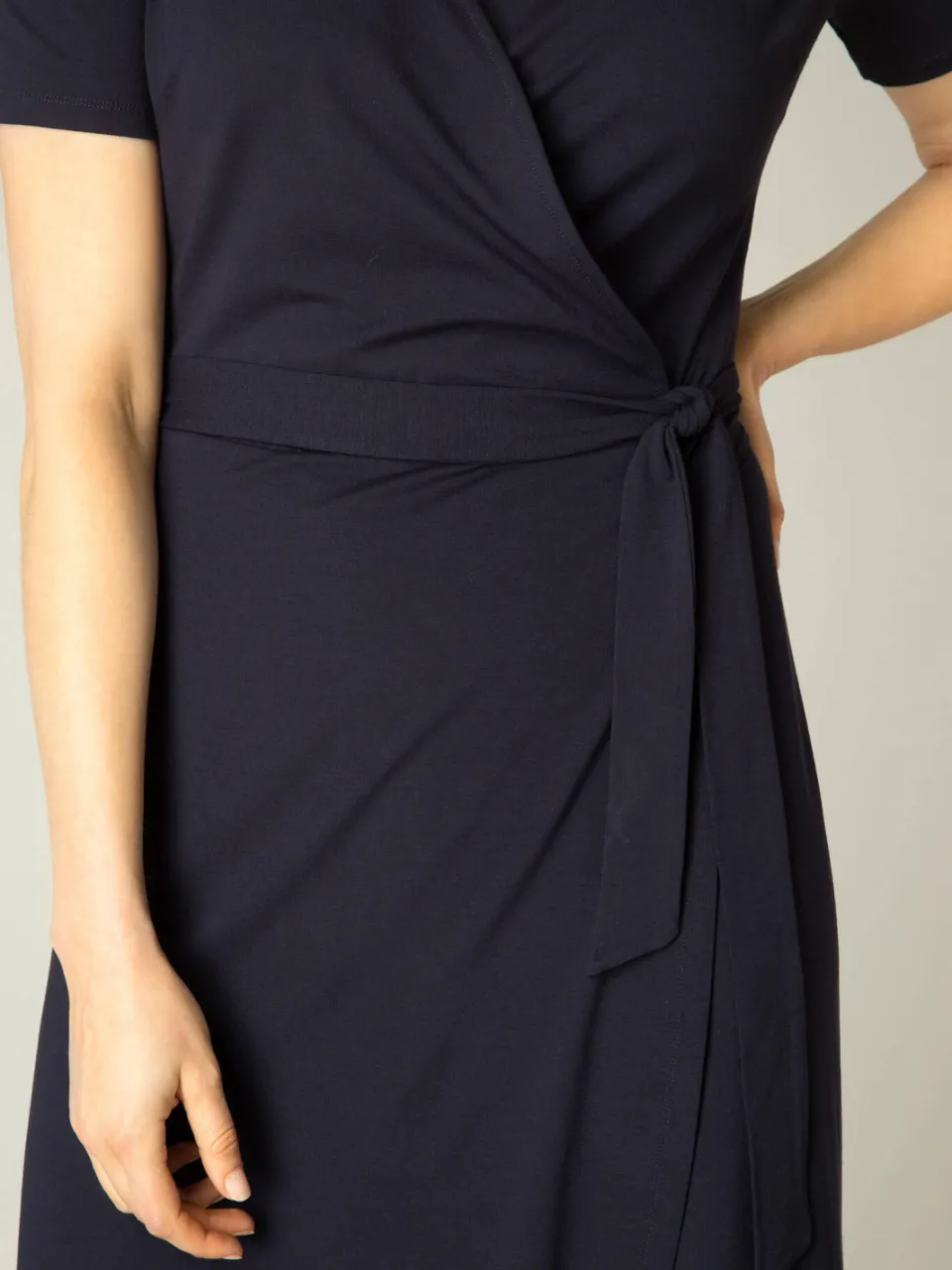Base Level jersey wikkeljurk Yvie donkerblauw, foto 5