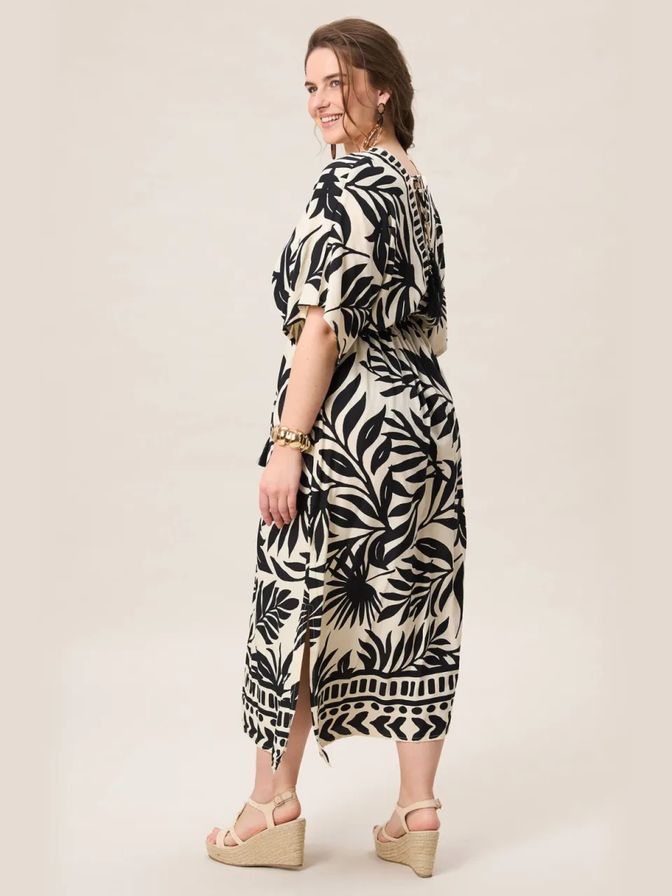 Miss Etam Plus midi jurk zwart, foto 3