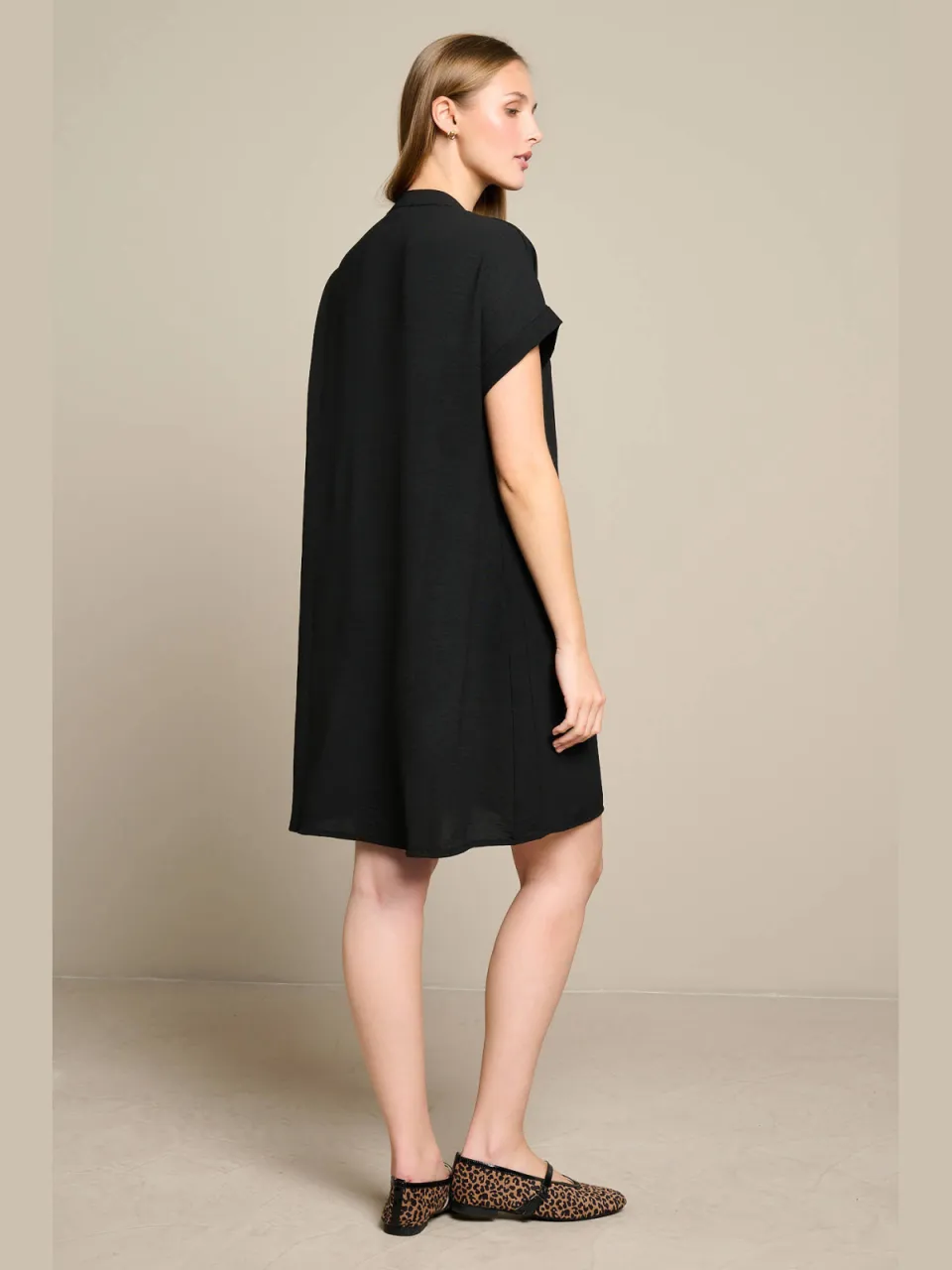 LOLALIZA blousejurk met borduursels - zwart, foto 4