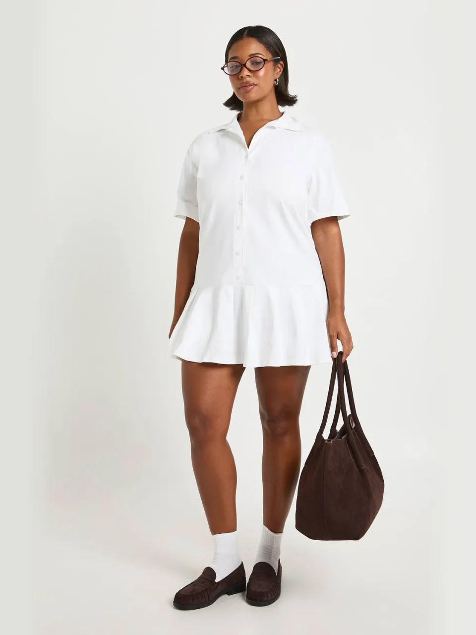 boohoo Dames Plus geplooide zoom skater-overhemdjurk wit, foto 3
