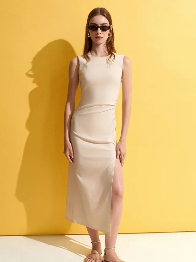 Dilvin Getailleerde Mouwloze Midi-jurk Met Splits Beige