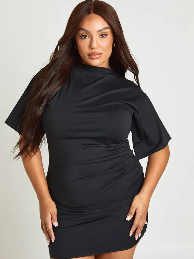 boohoo Dames Plus Superzachte Mini-jurk Met Gerimpelde Taille En Korte Mouwen Zwart