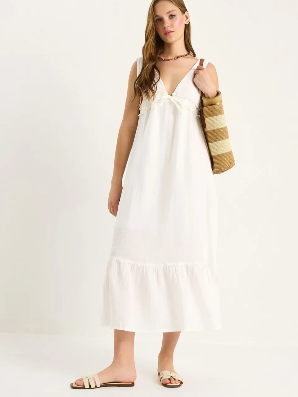 Bianco Lucci A-Form Fit Midi-jurk met V-hals en binddetail wit, foto 2