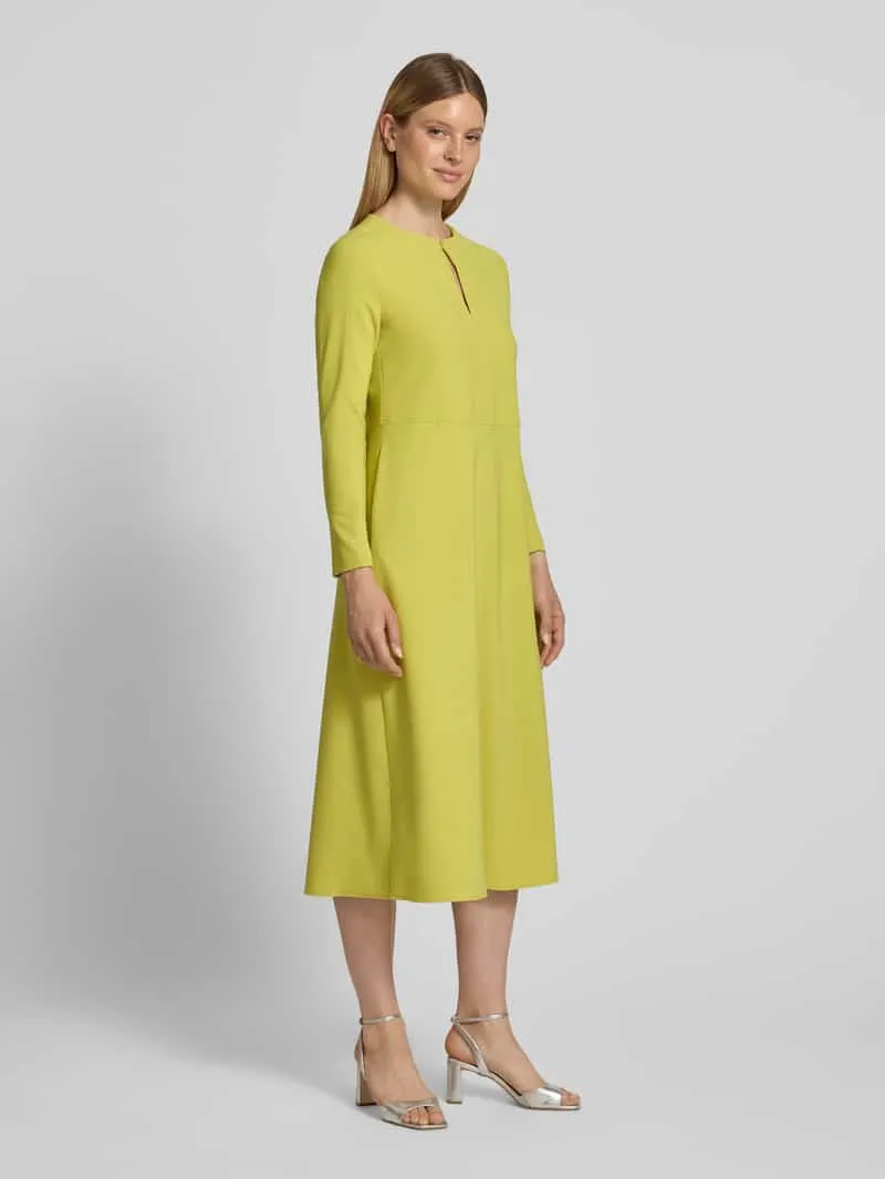 Marc Cain midi-jurk met druppelvormige hals appeltjesgroen, foto 4