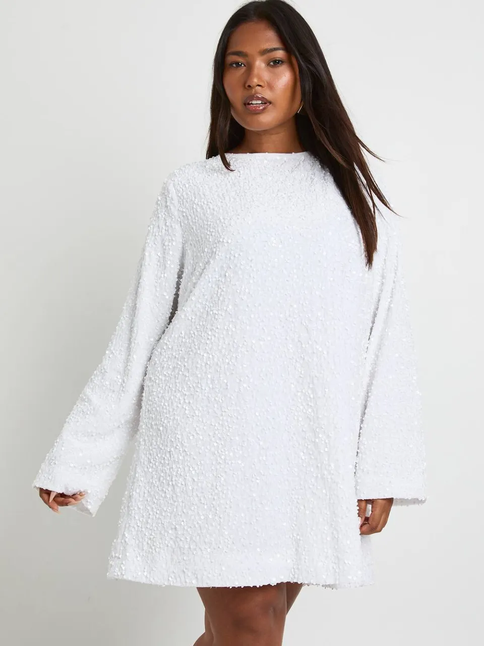 boohoo Dames Plus Pailletten Fluweel Strikrug Shiftjurk wit, foto 2