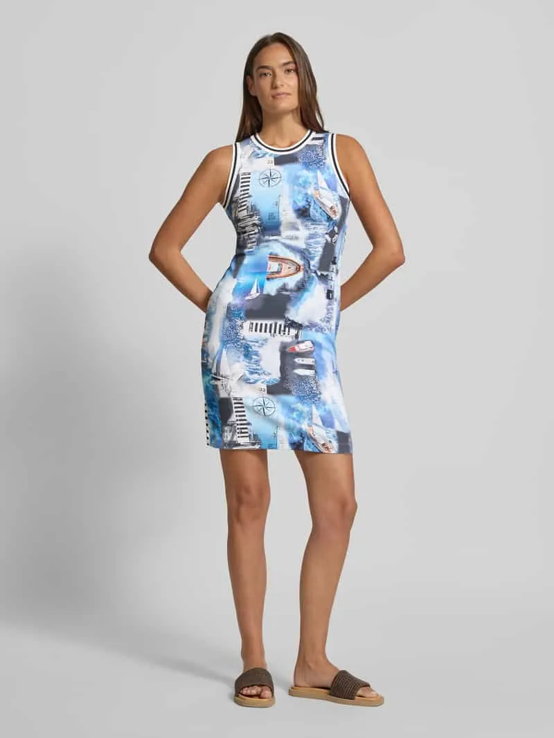 Marc Cain Knie-lange jurk in all-over look hemelsblauw, foto 4