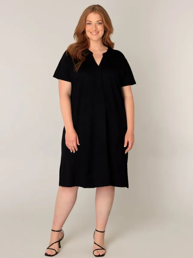 Base Level CURVY BLCYenna Dresses - Black - maat 2(50)