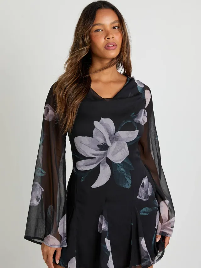 boohoo Dames Bloemenprint Mini-jurk van Chiffon met Lange mouwen Zwart