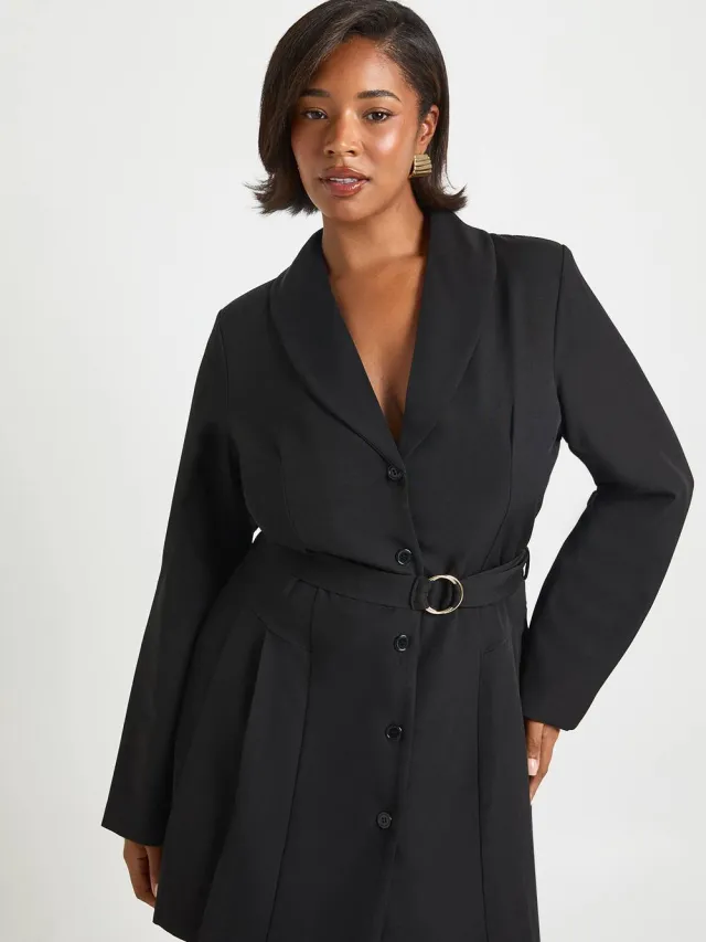 boohoo Dames Plus gespdetail gebonden taille getailleerde blazerjurk zwart