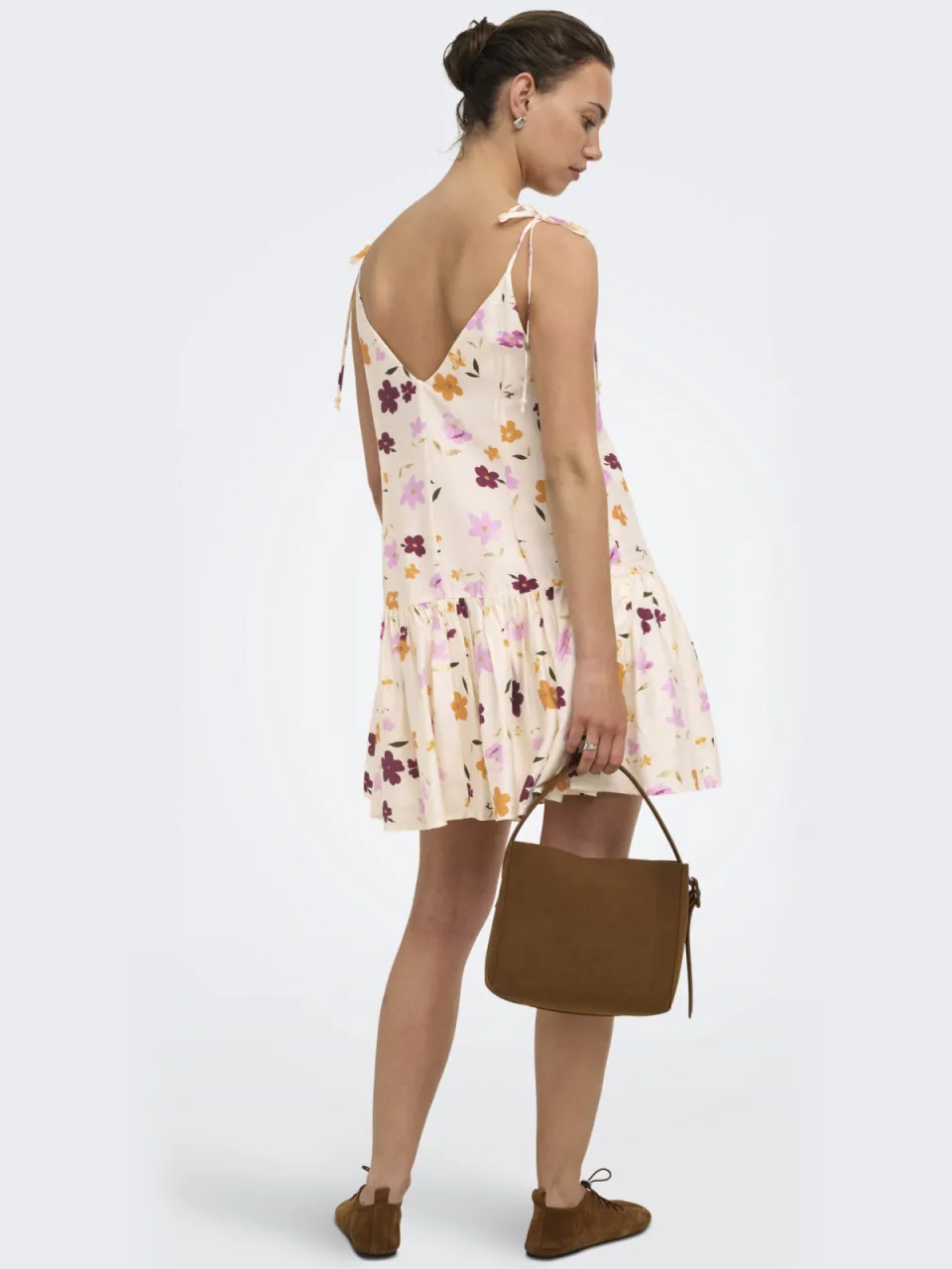 Only gebloemde mini zomerjurk - ecru, foto 3