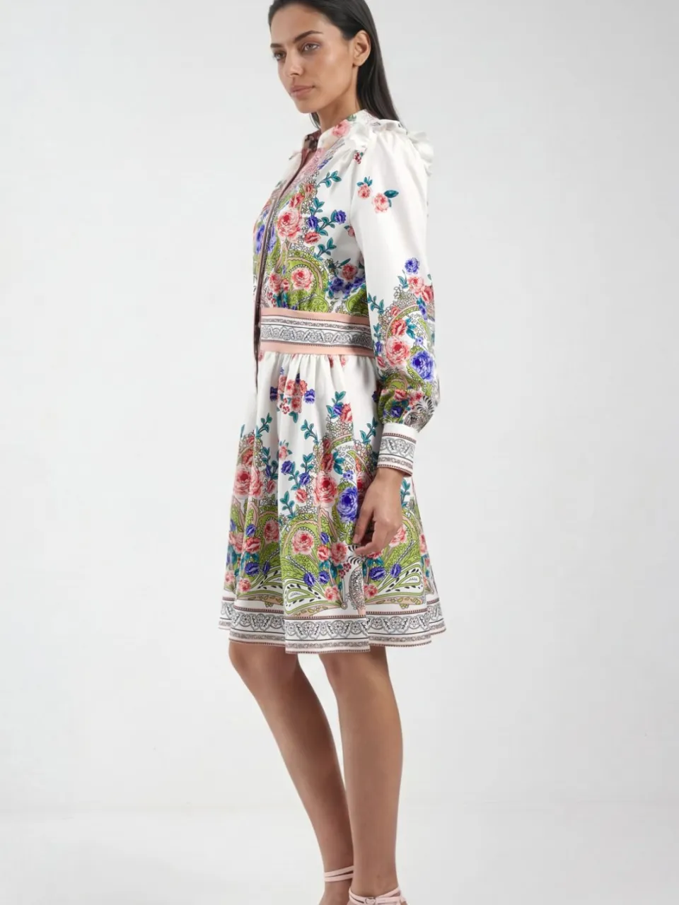 MSN Collection Fleurige Paisley V-Hals Mini Skater Jurk groen, foto 2