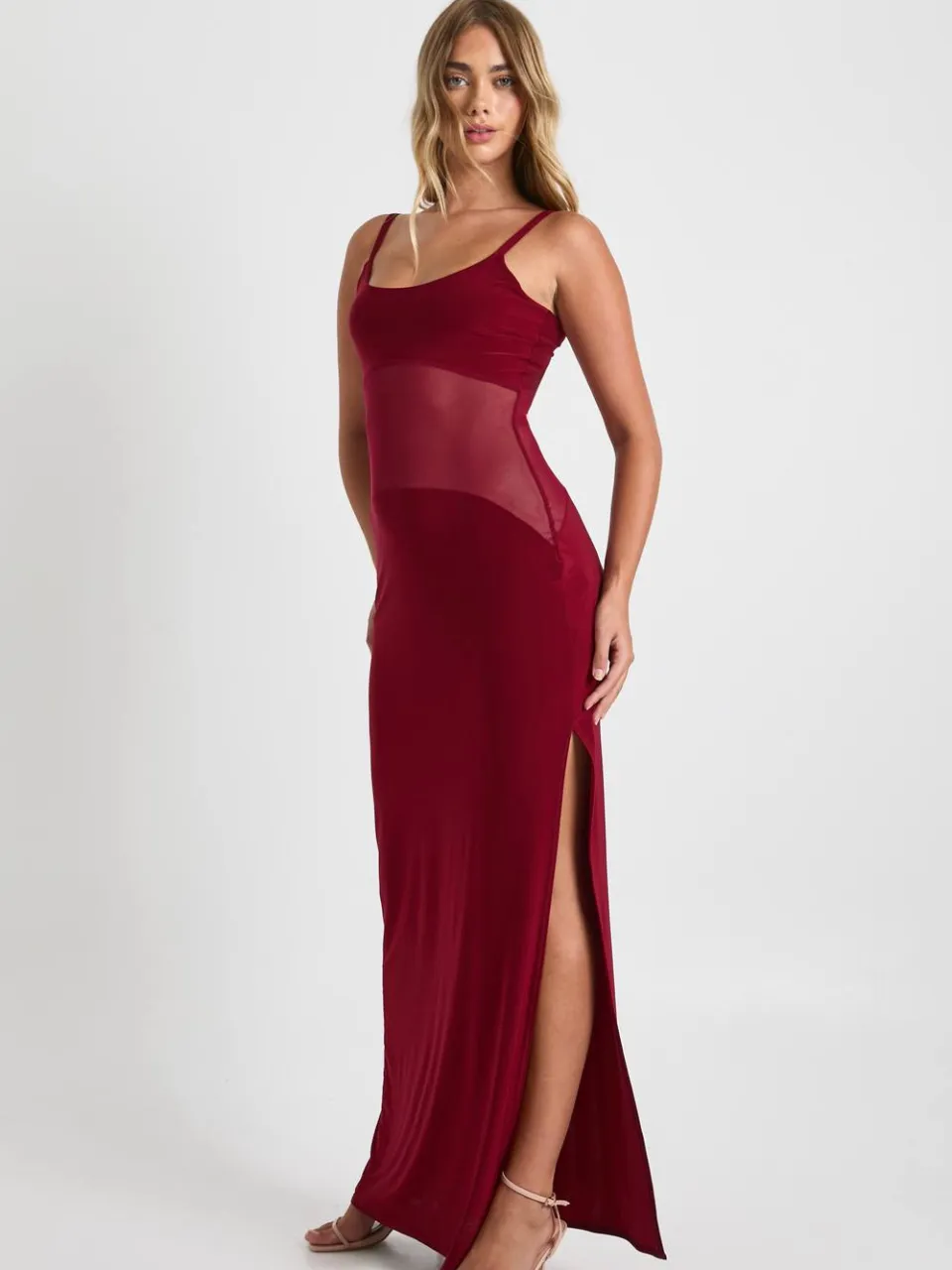 boohoo Dames Maxi-jurk van doorzichtig gaas met verlaagde taille bordeaux rood, foto 3