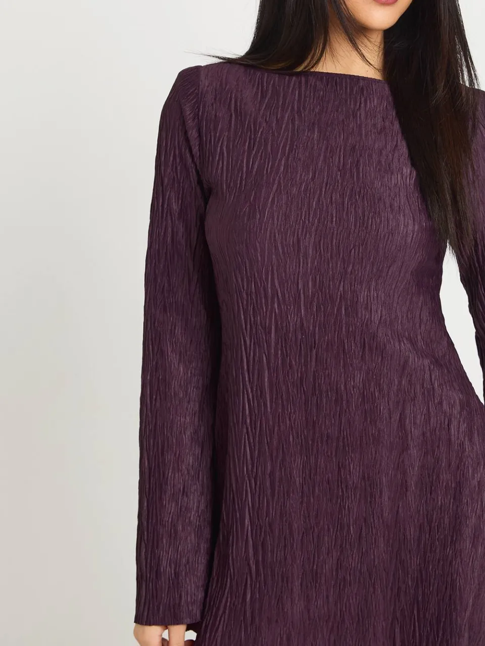 boohoo Dames Getextureerde Wijduitlopende Mouw Shift Jurk pruim, foto 4