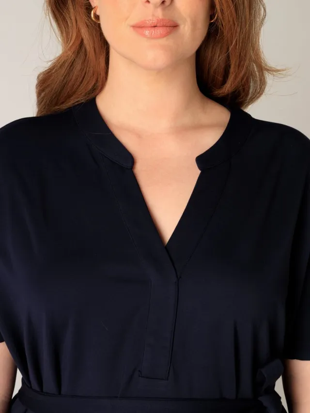 Base Level CURVY BLCYenna Dresses - Dark Blue - maat 3(52)