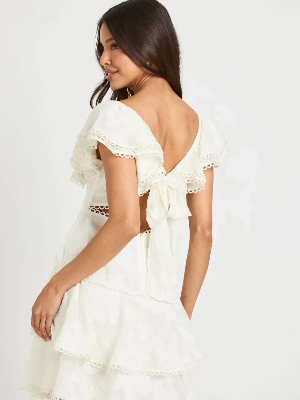 boohoo Dames Gelegenheids Burnout Open Rug Ruche Detail Mini Jurk crème, foto 2