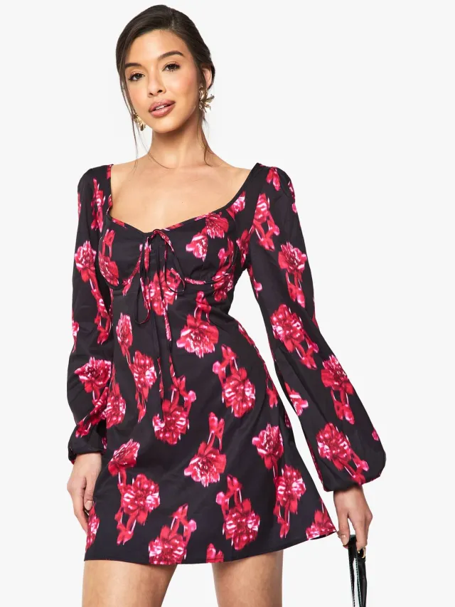 boohoo Dames Blur Bloemen Melkmeisje Mini Jurk Zwart