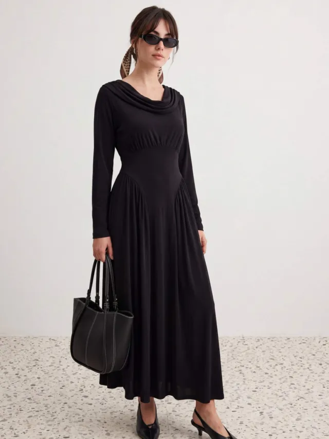 Trendyol TRENDYOLMİLLA Dames Zwart Effen Maxi Mouwloos Skater Modest Jurken