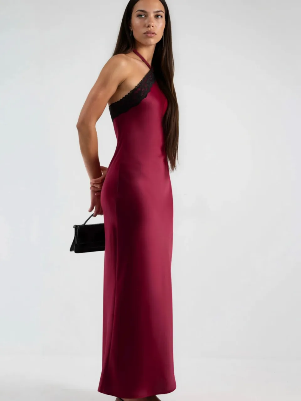 Hiccup Maxi-jurk met Halternek en Kantdetail bordeauxrood, foto 2