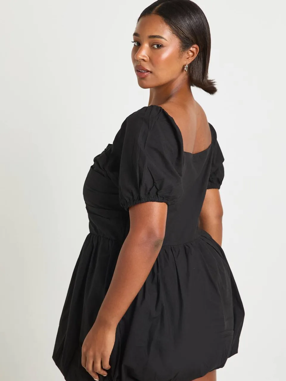 boohoo Dames Plus Katoenen Poplin Korte Mouw Pofbal Jurk zwart, foto 2