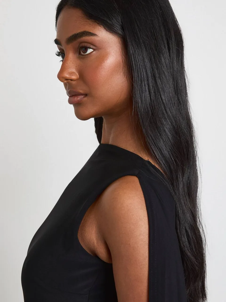 boohoo Dames Maxi Jurk Met Cape Detail En Verlaagde Taille zwart, foto 4