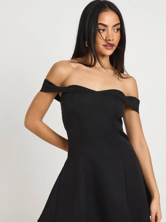 boohoo Dames Bardot Gestructureerde Mini Jurk Zwart